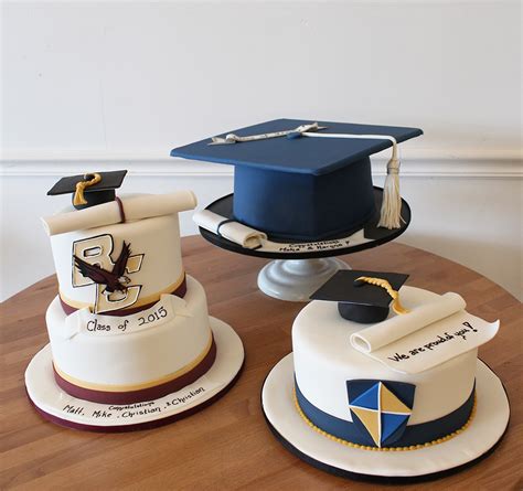 graduation cap cake decoration